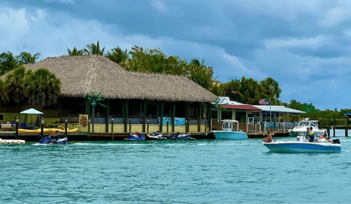 3-Hour Booze on the Bay Bar Hop